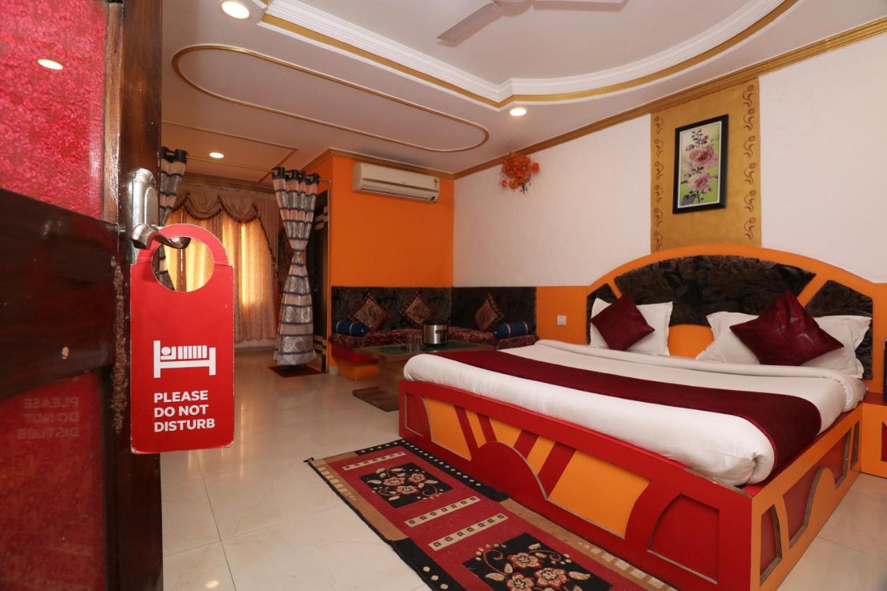 Hotel Prateek Pachmarhi Pachmarhī Extérieur photo